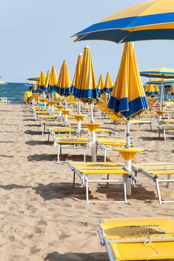 Hotel Rosanna Lido di Jesolo Esterno foto